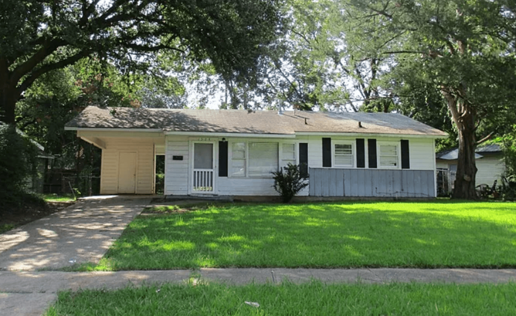 Bossier City House: 1524 Leslie Street