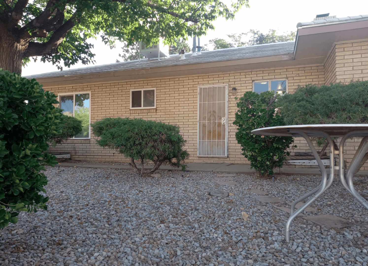 Albuquerque Apartment: 3401 Smith Ave SE