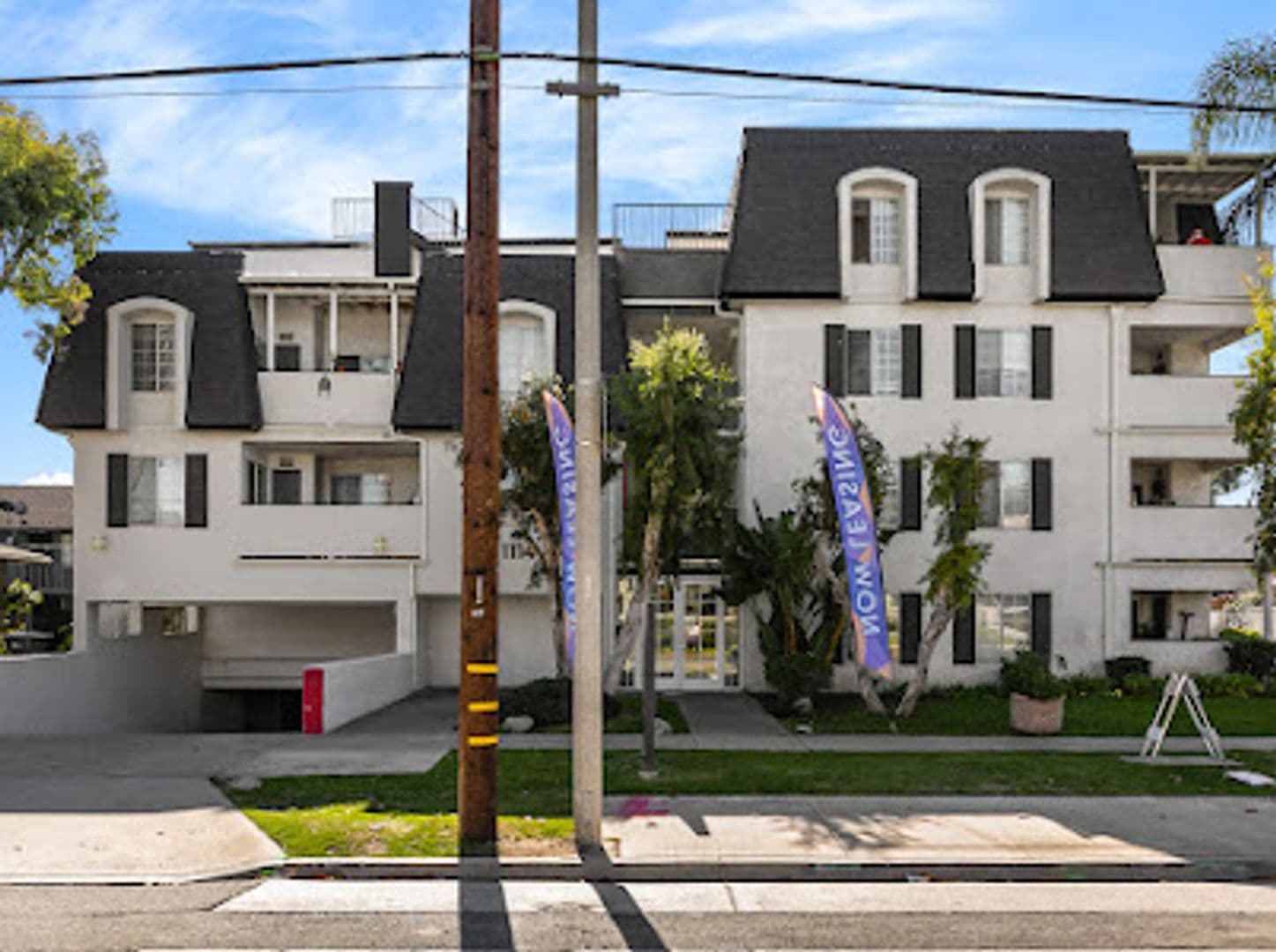 Santa Ana Apartment: 1114 W Santa Ana