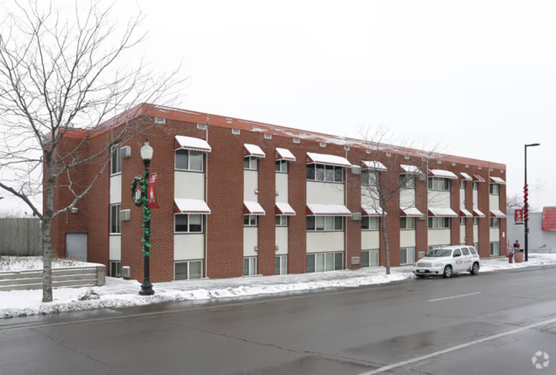 Columbia Heights Apartment: 3932 Central Avenue NE