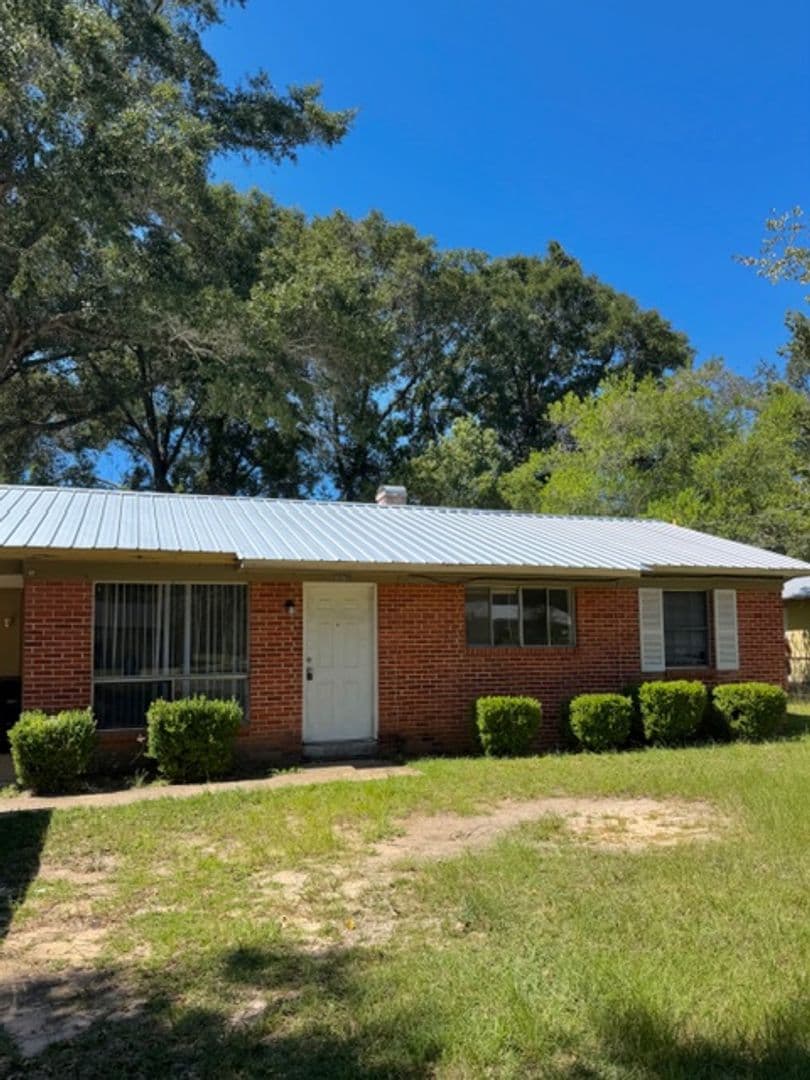 Tallahassee House: 3520 Sunnyside Dr