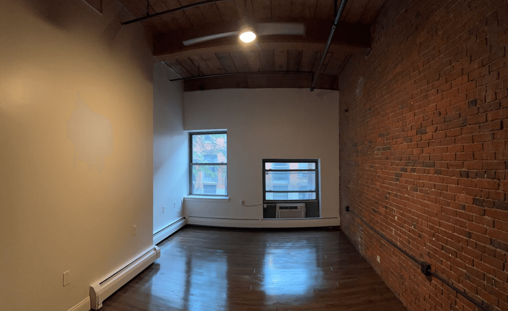 Springfield Apartment: 15 Taylor St.
