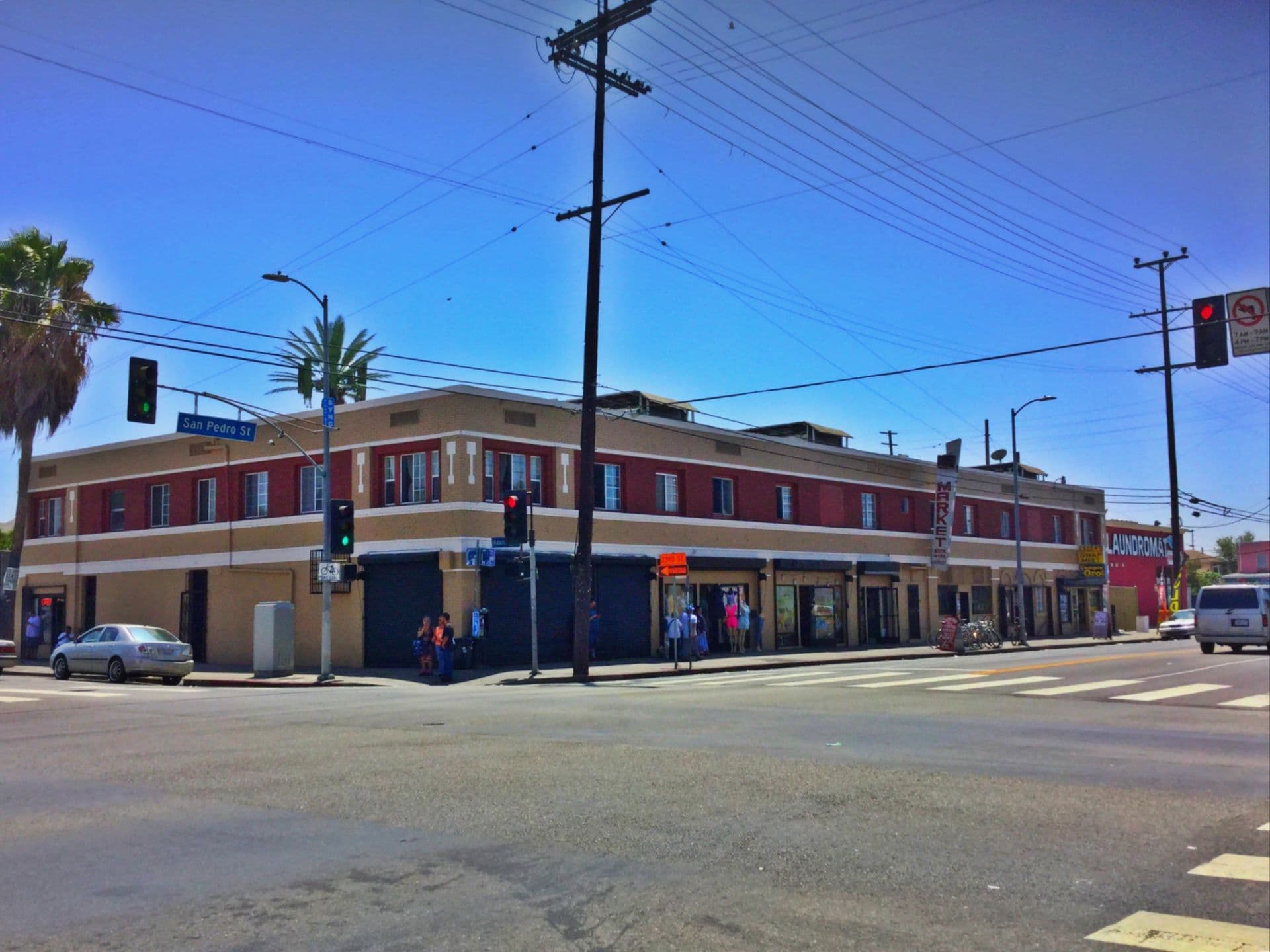 Los Angeles Apartment: 2600-2614 S San Pedro Street
