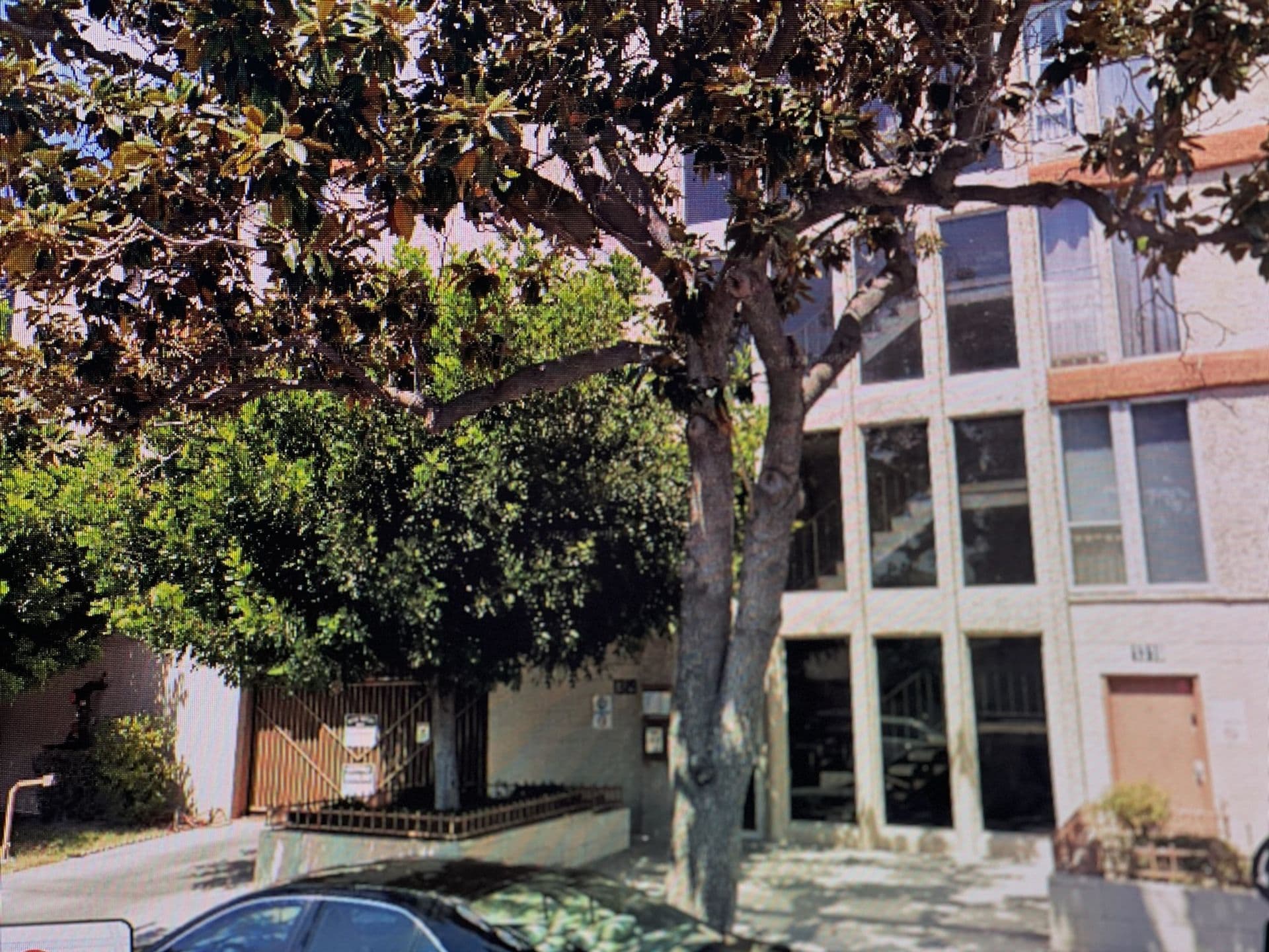 Glendale Apartment: 1319 E. Harvard