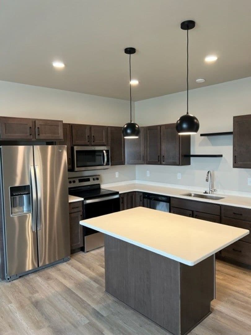 Fargo Apartment: 4711 45th St S