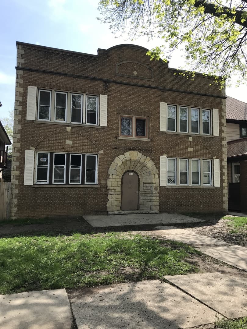 Milwaukee Apartment: 3068 N 44th St