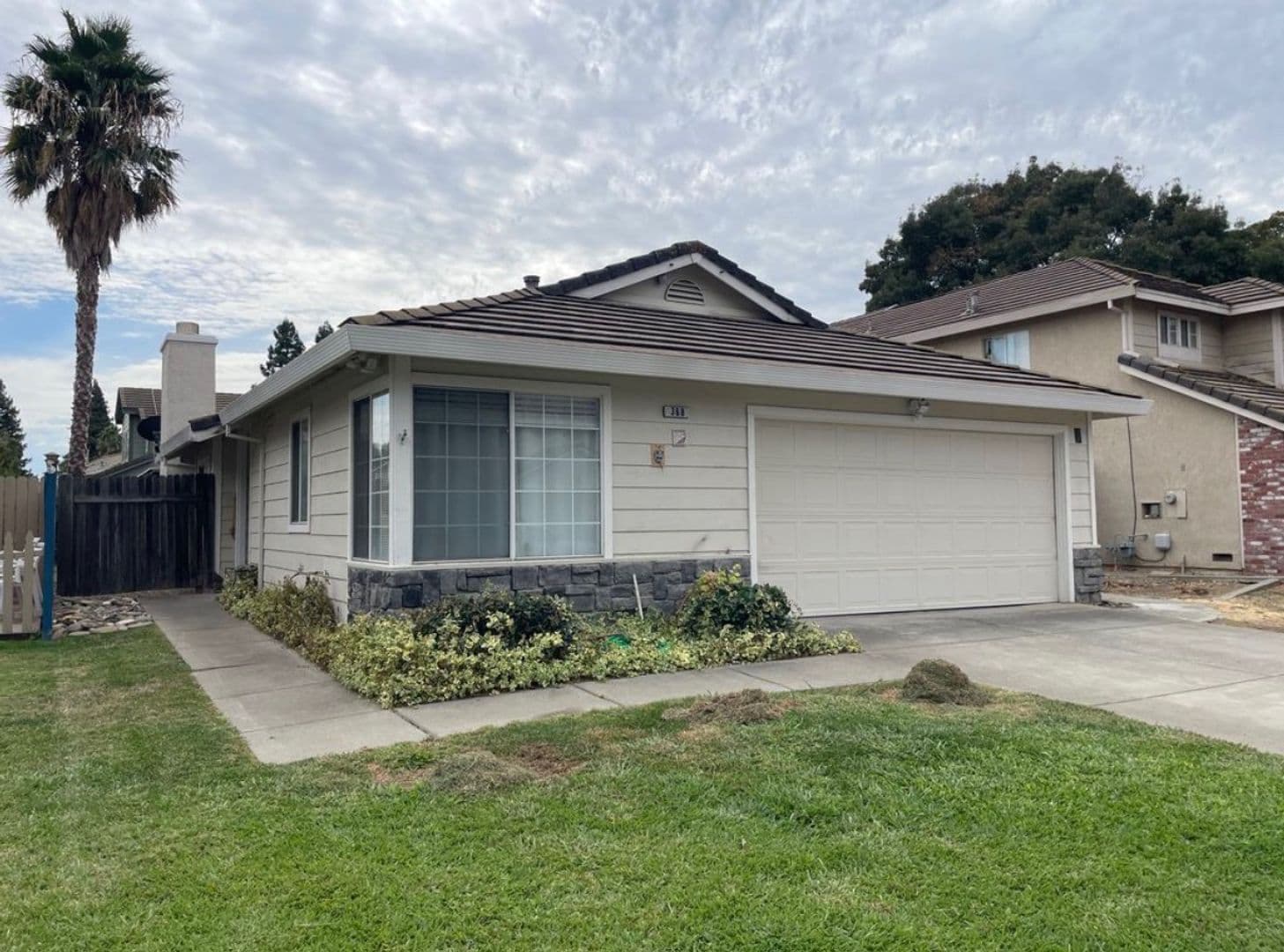 Vacaville House: 368 Cooper School Rd.