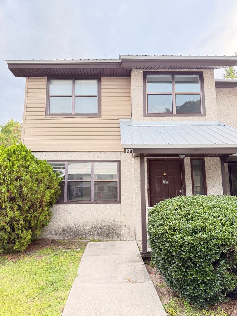 Hinesville House: 601 Tupelo Trail