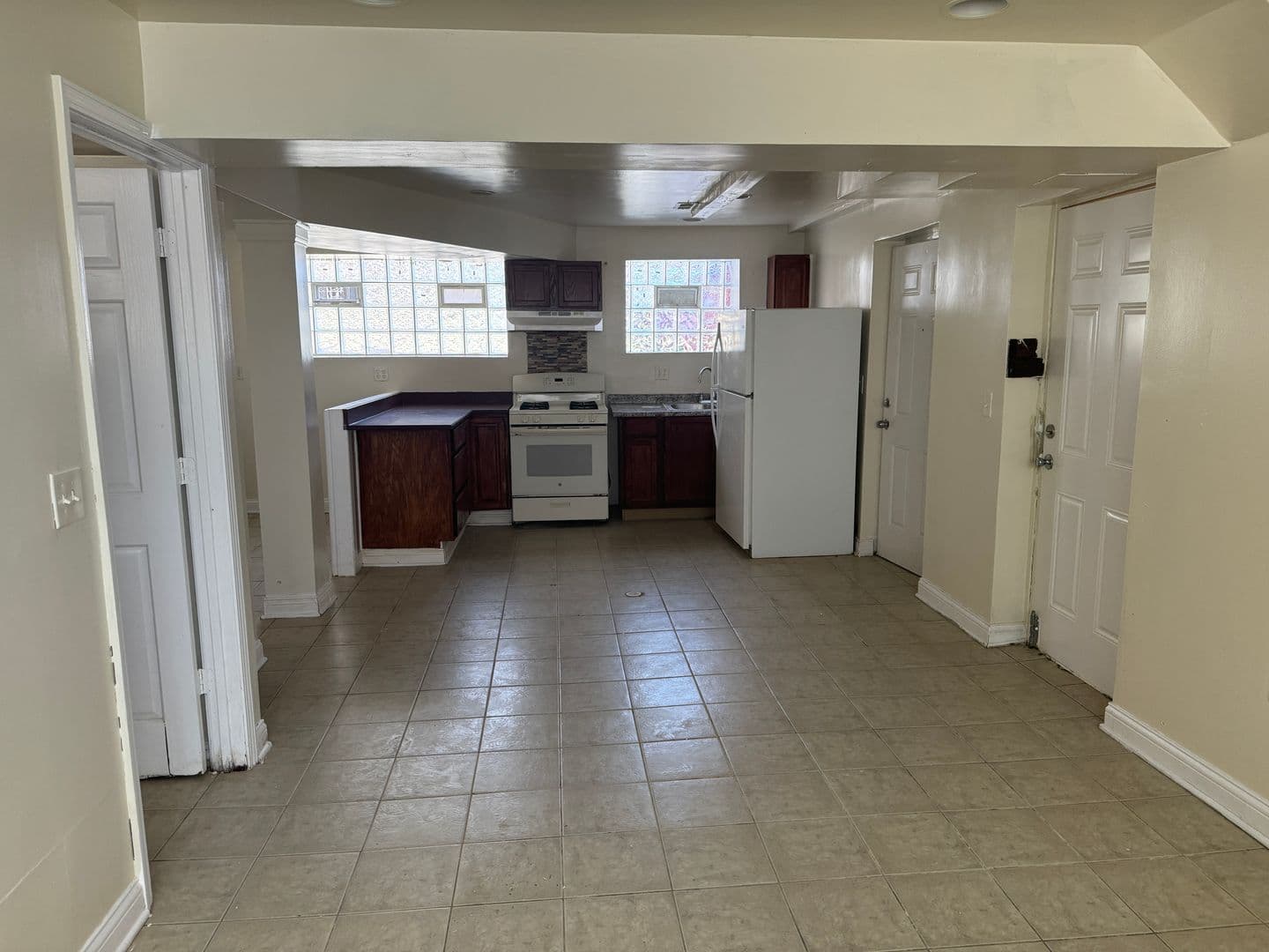Chicago Apartment: 6557-59 S Fairfield Ave. /