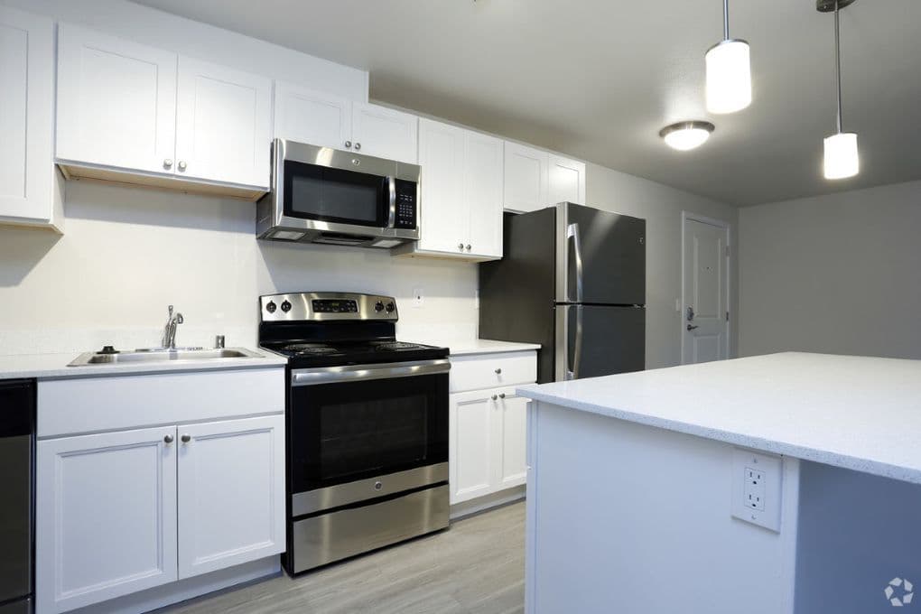 Bremerton Apartment: 115 Bloomington Ave