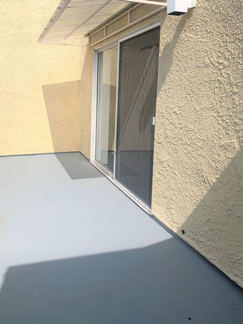 Los Angeles Apartment: 6619 Leland Way