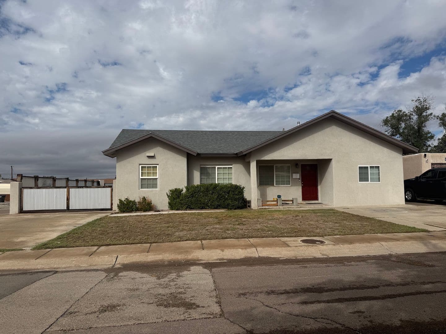 Alamogordo House: 1814 Puerto Rico