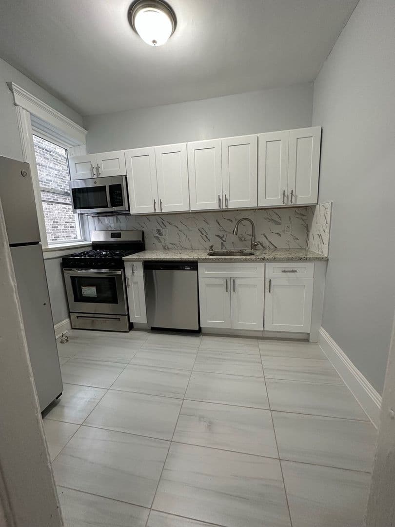 Union City Apartment: 309-311 6th Street