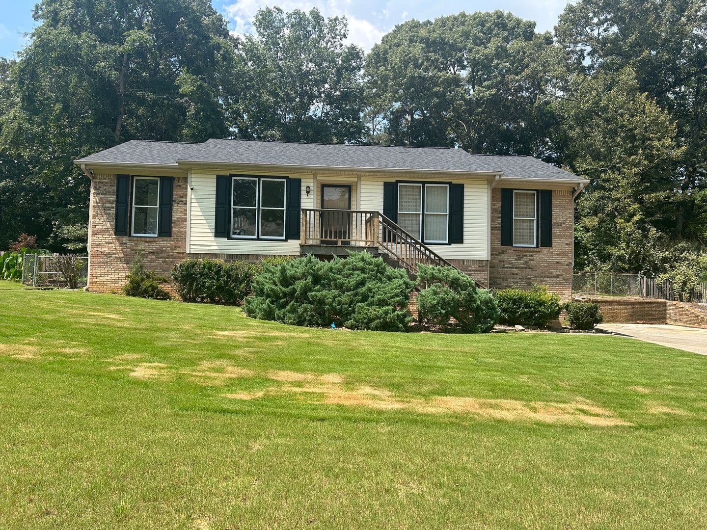 Birmingham House: 3382 N Broken Bow Dr.