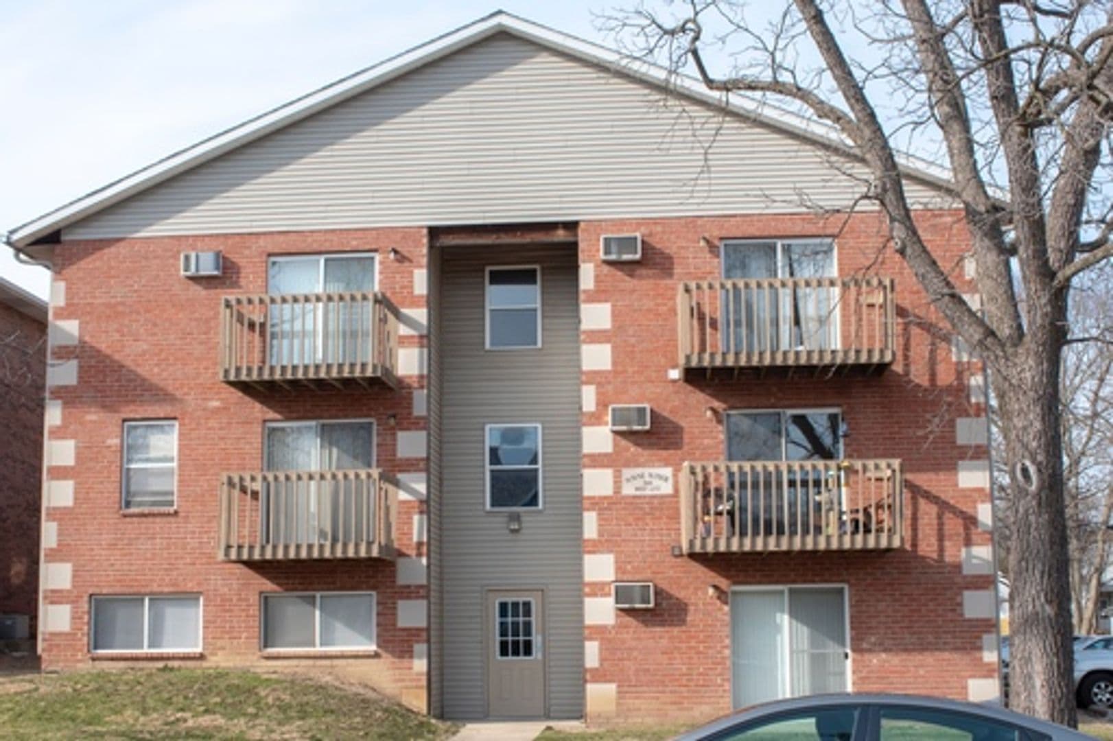 West Lafayette Apartment: 318 W. Lutz