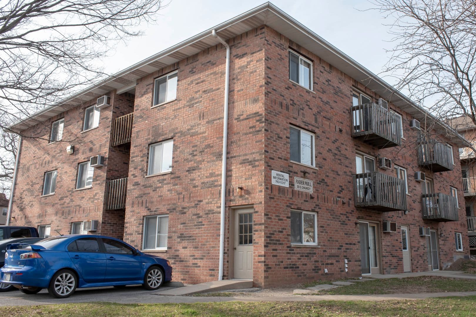West Lafayette Apartment: 351 S. Chauncey Ave.