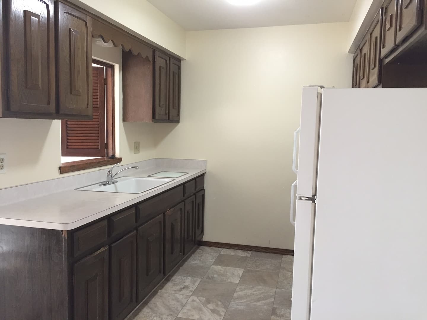 Milwaukee Apartment: 4635 S 20th Street