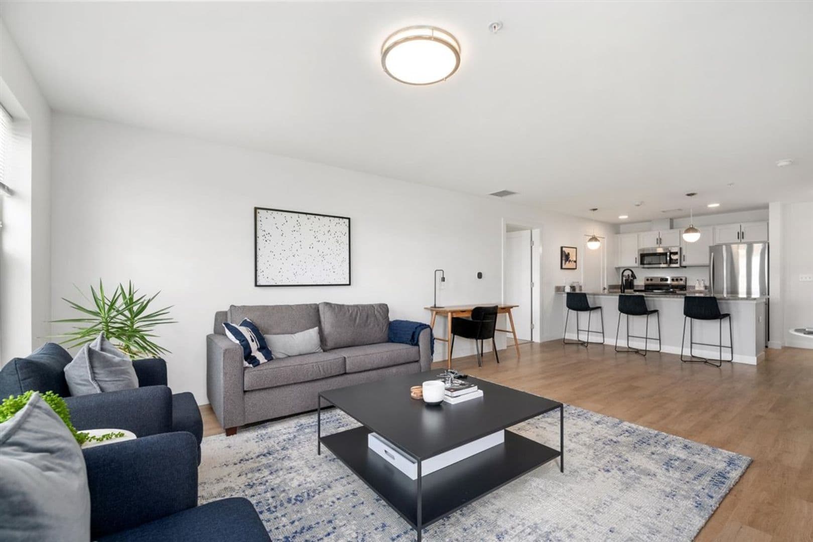Rome Apartment: 129-143 Air City Blvd.