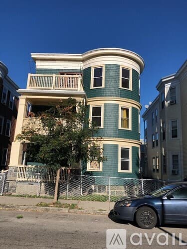 Boston Apartment: 120 Adams St