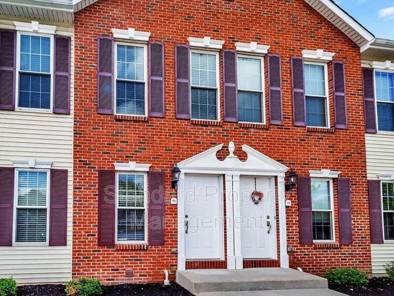 Williamsville Condo: 1701A Maple Rd