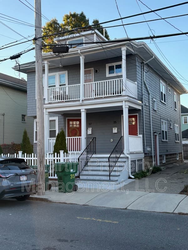 Medford Condo: 37 Emerald Street, Unit 1 - 1