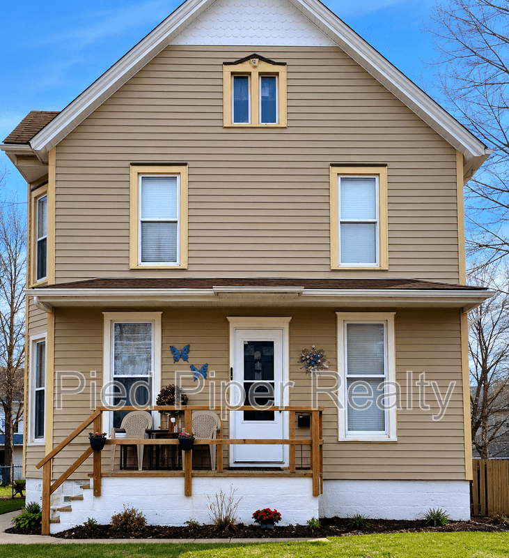 Freeport Condo: 512 W Cottonwood St