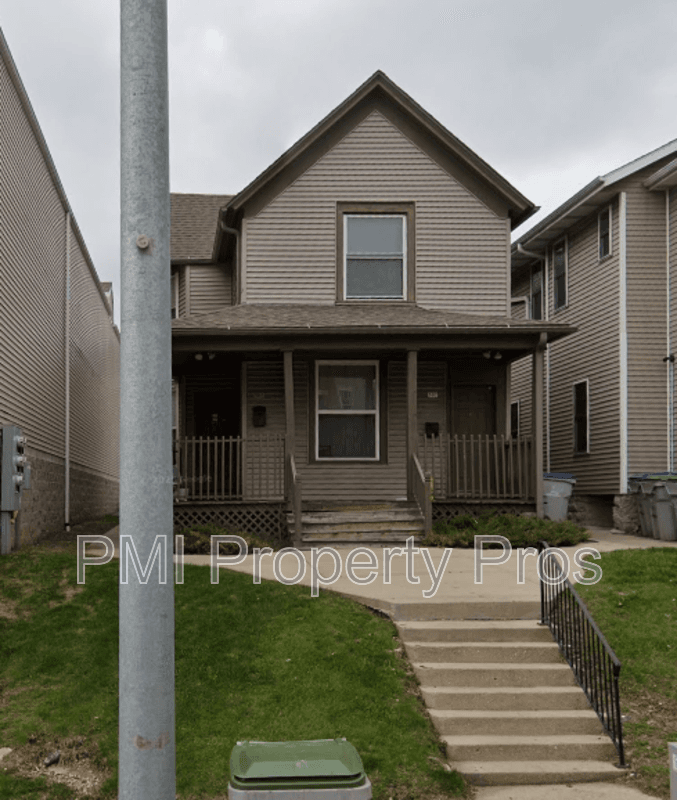 Milwaukee Condo: 507 N 20th St