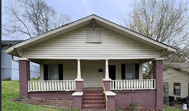 Birmingham House: 4029 44th Avenue North
