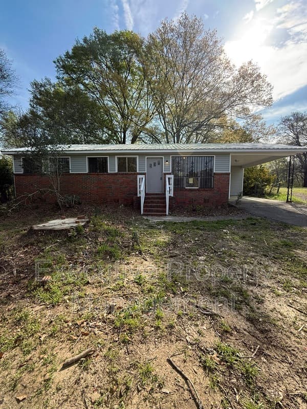 Birmingham House: 629 Lanett Avenue