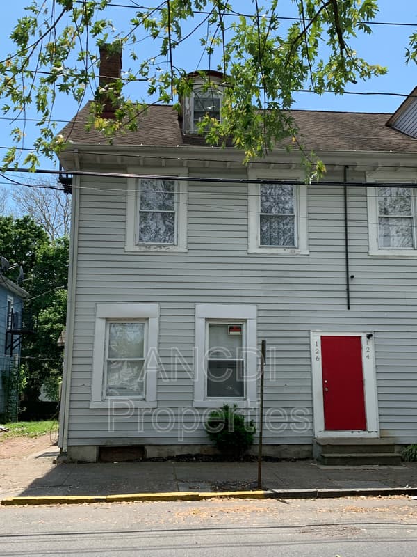 Mt Holly Condo: 126 Garden St