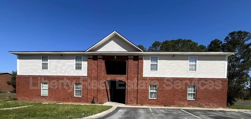 Hinesville Condo: 137 Rolland St