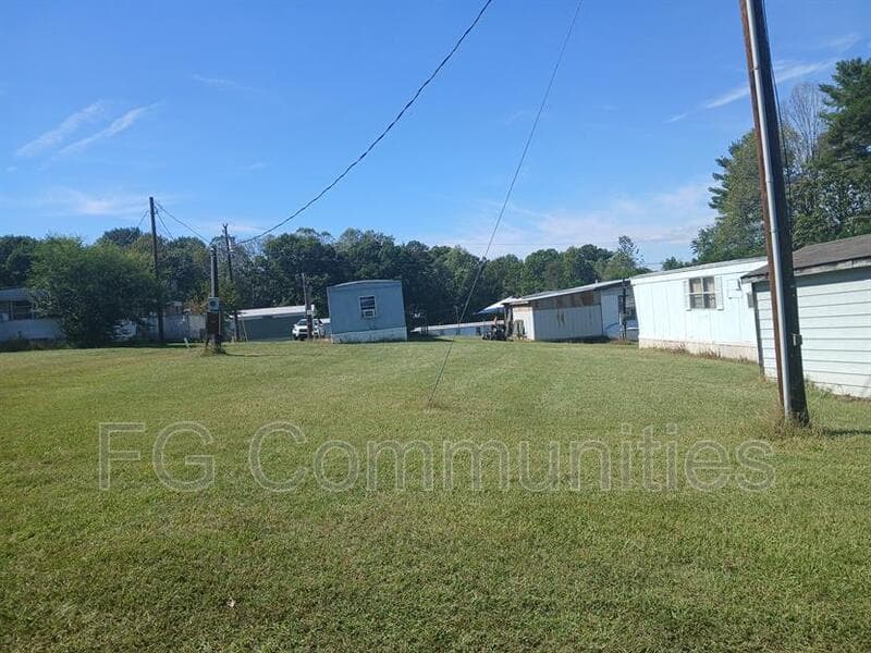 Granite Falls House: 2155 White Pines Dr Lot 4