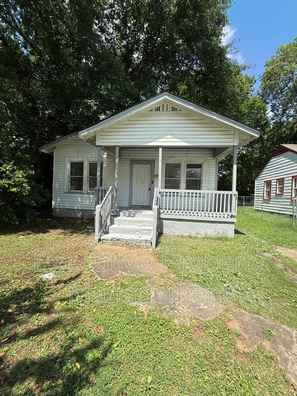 Birmingham House: 5220 Court Q