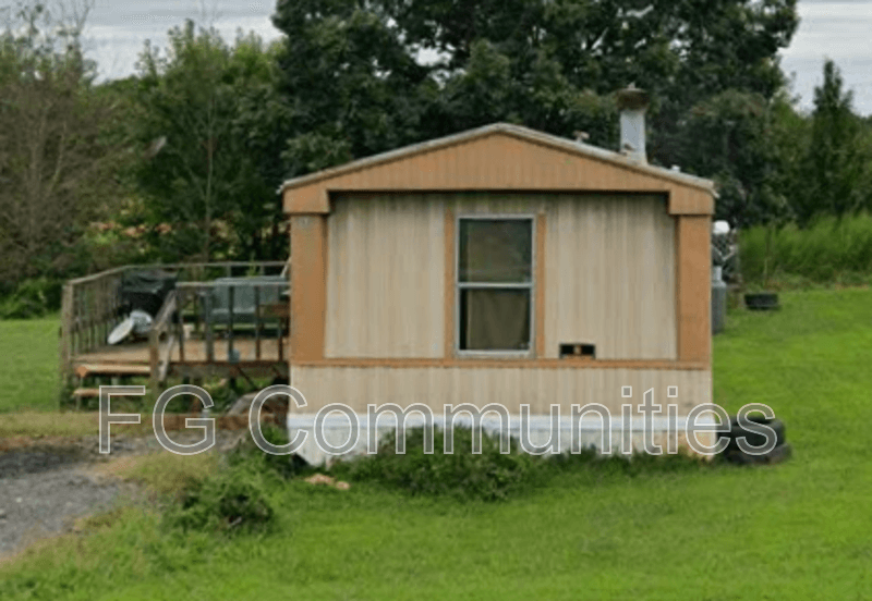 Taylorsville House: 93 Paynes Dairy Rd