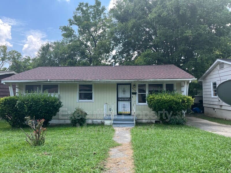 Birmingham House: 4317 41st Ave N