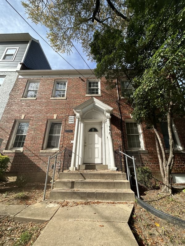 Washington Condo: 1601 18th Street Southeast - 3