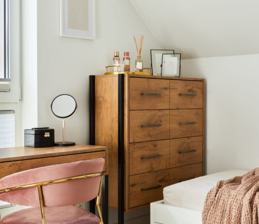what is an efficiency apartment